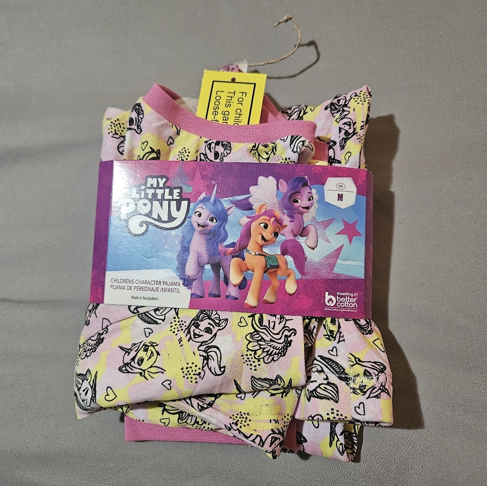 NWT Children's My Little Pony Pajama Set
